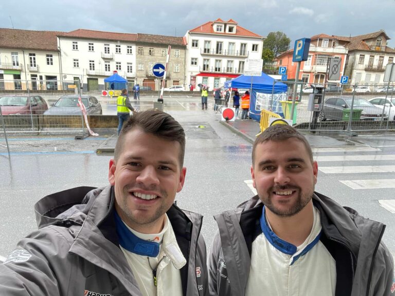 Csomós Mixi a legendák közt