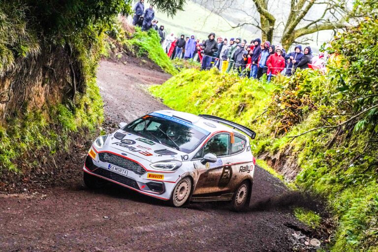 A brit pilóta, aki Evans utódja lehet 