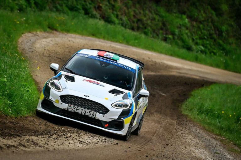 A sporttörténelmet író László Zoltán igen jól áll a WRC3-ban 