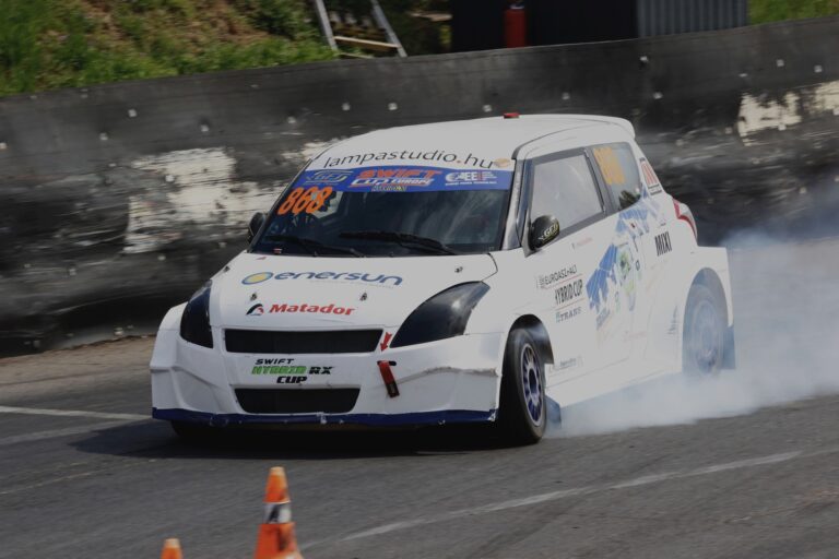 Csomós Mixi gyerekkori hőse ellen versenyzett a Legendák Tornáján