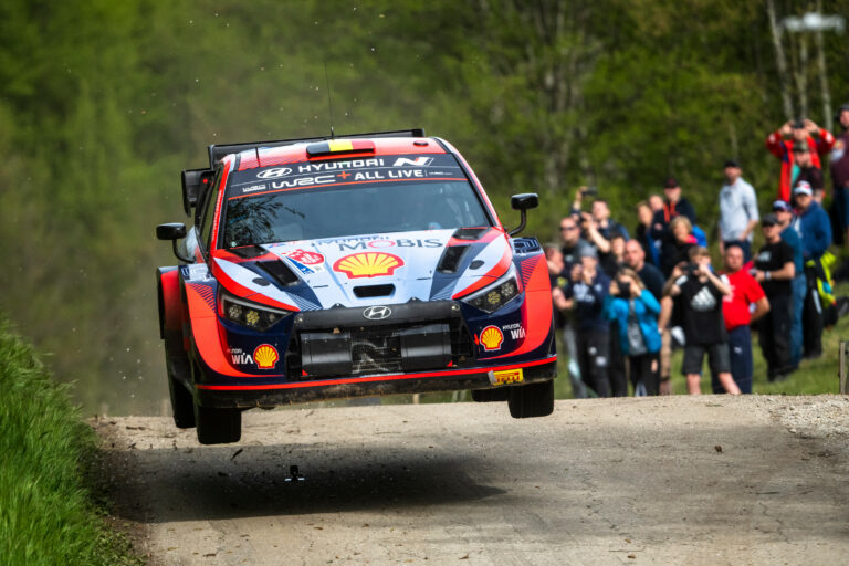 Neuville: Ennél keményebb versenyem még nem volt