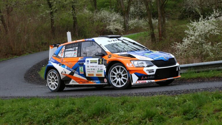 Olvasóink szerint Vincze Feri nyeri a Dunakanyar Rallyt
