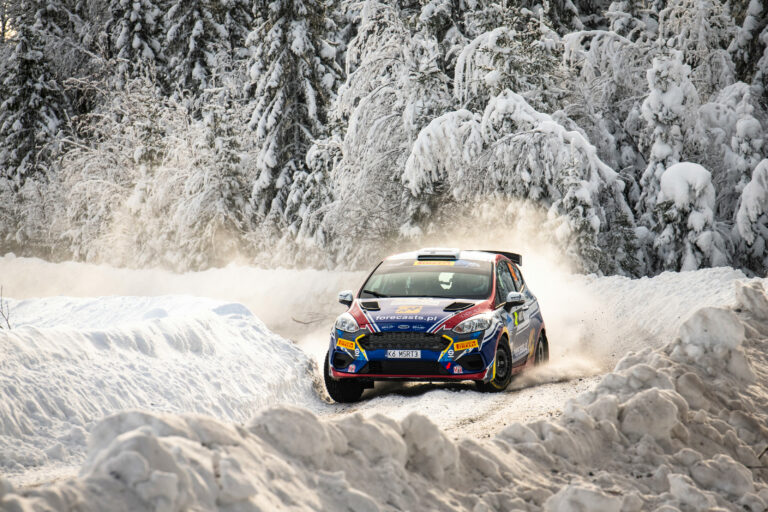 Pajari szintet lép Szardínián 