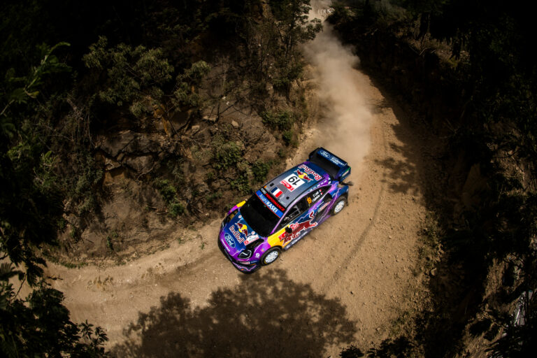 Loeb már nem tér vissza, és ezzel segít az M-Sportnak