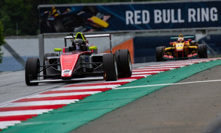 Egy különleges helyszín következik a Gender Racing Team számára