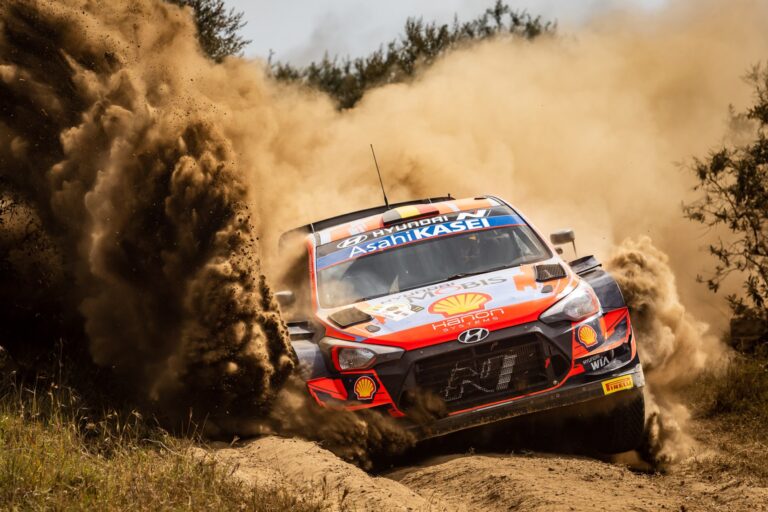 Neuville bosszúra készül 