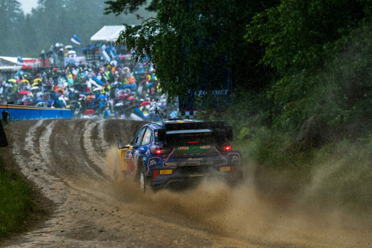 Versenyzőre lenne szüksége az M-Sport csapatának