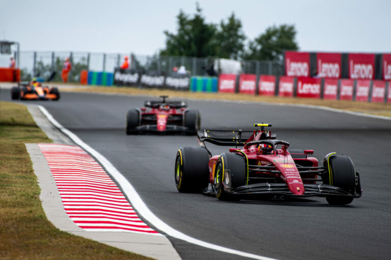 Lesz csapatutasítás az idén a Ferrarinál?