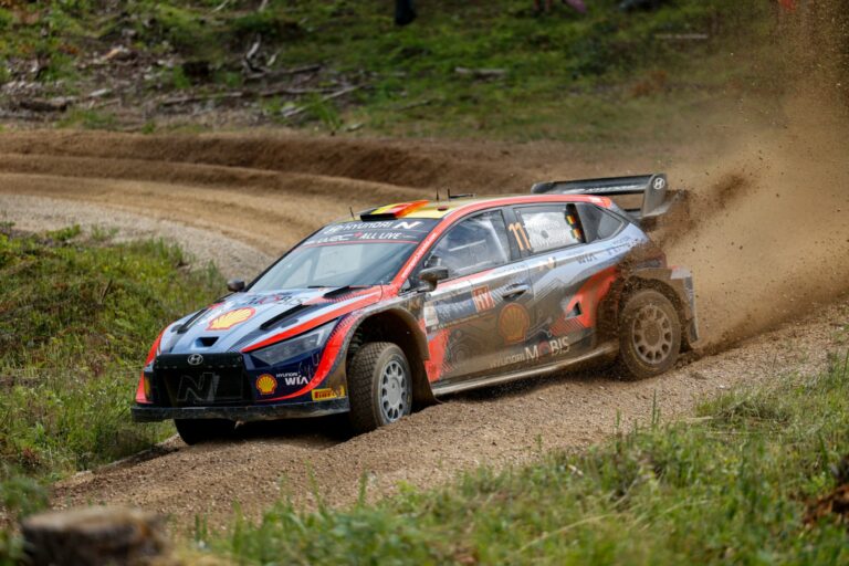 Kettős Hyundai siker a nyitó szakaszon 