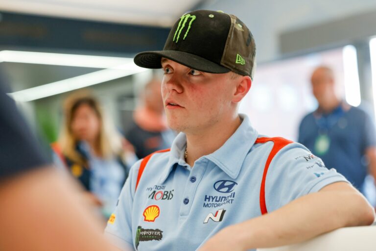 Oliver Solberg végleg kiesett, törölték az ötödik szakaszt a nézők miatt
