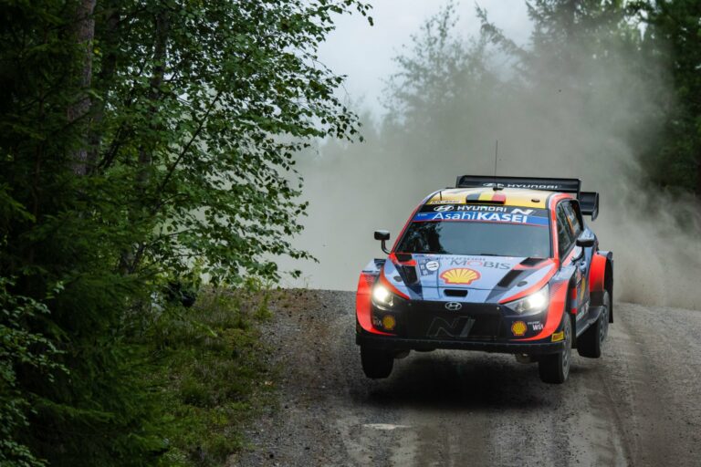 Neuville már a hazai győzelemben sem hisz 