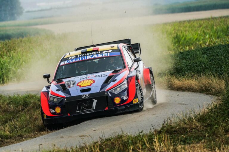 Neuville volt a leggyorsabb a shakedown szakaszon 