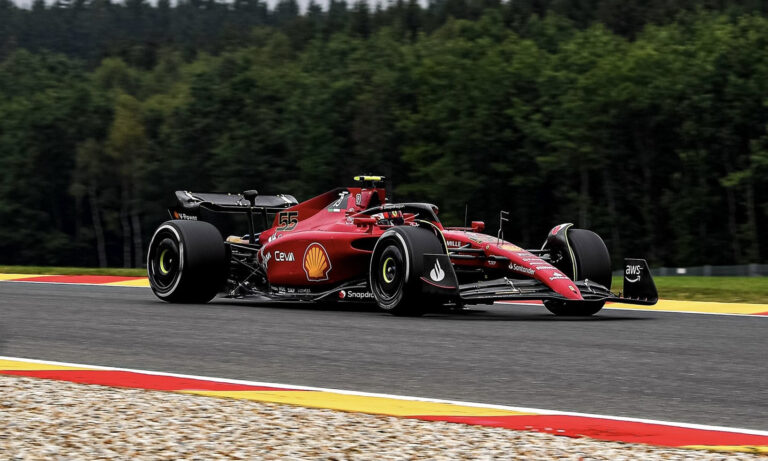 Kettős Ferrari-elsőséggel tért vissza a Forma-1 Spában