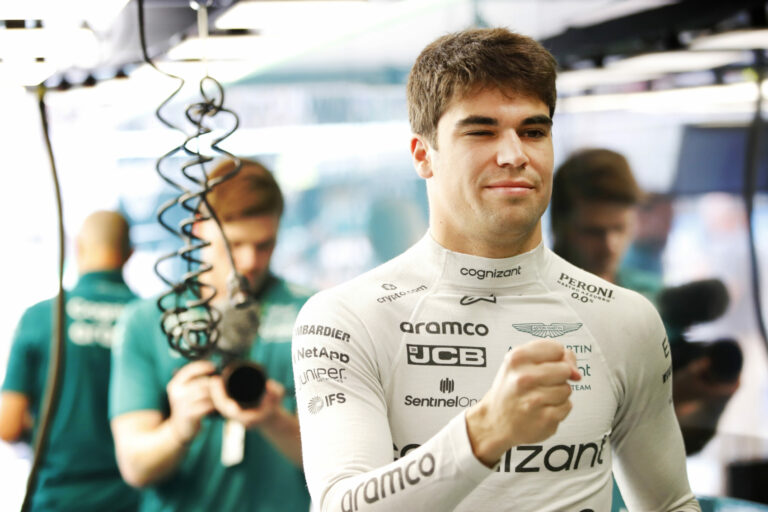 Eldőlt, ki helyettesíti a balesetet szenvedett F1-es pilótát Bahreinben