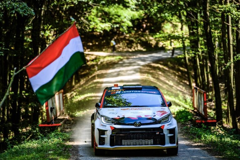 Különleges motorsport csapatot épített a korábbi triatlon versenyző