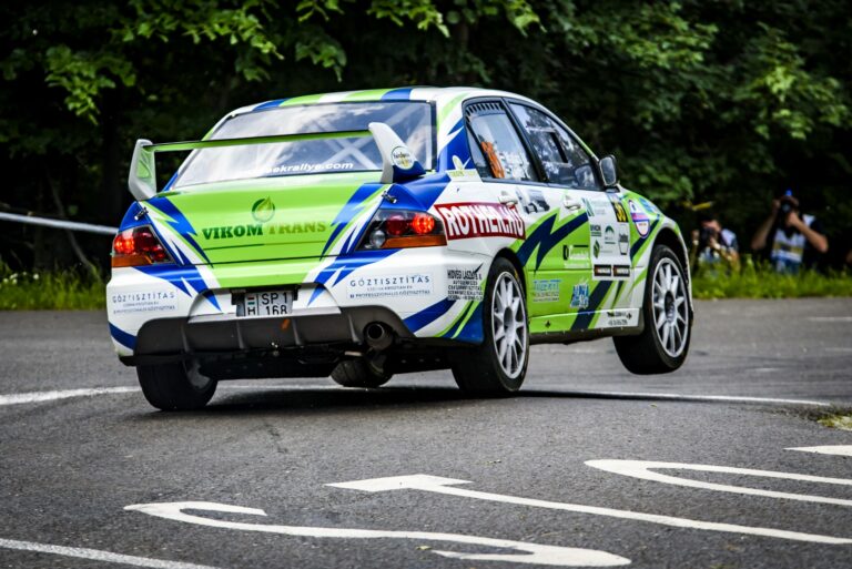 Fantasztikus mezőny az Oroszlány Rallyn 