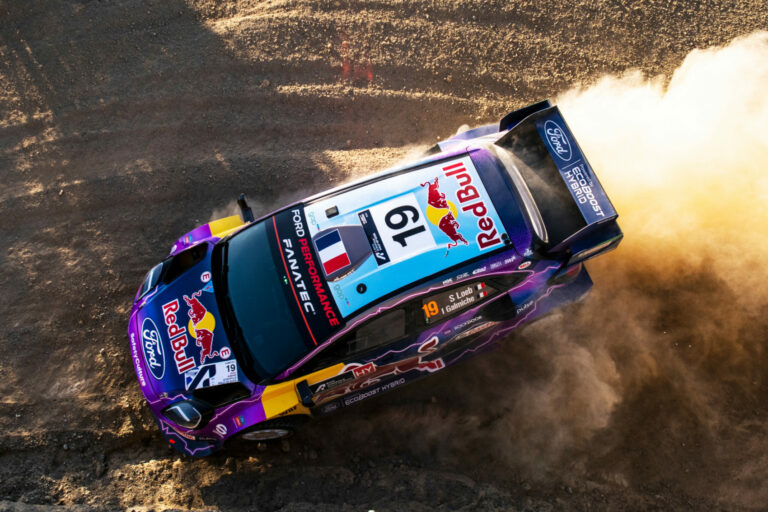 Loeb kiesett, Rovanpera fának csapódott, Loubet-defekt, kettős Hyundai vezetés