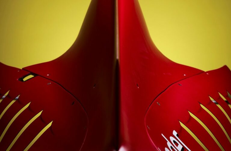 Ezzel a különleges festéssel versenyez a Ferrari Monzában (videó)