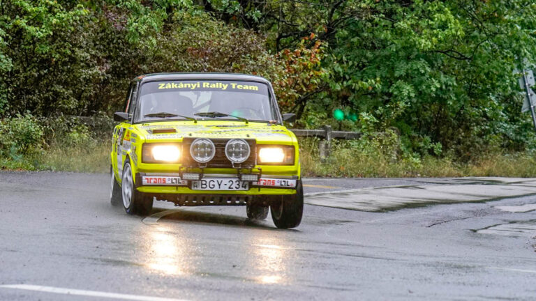 ZÁKÁNYI JÁNOS ÉS VIDÉCZ ZSOLT A RALLY3 BAJNOKAI 2022-BEN 