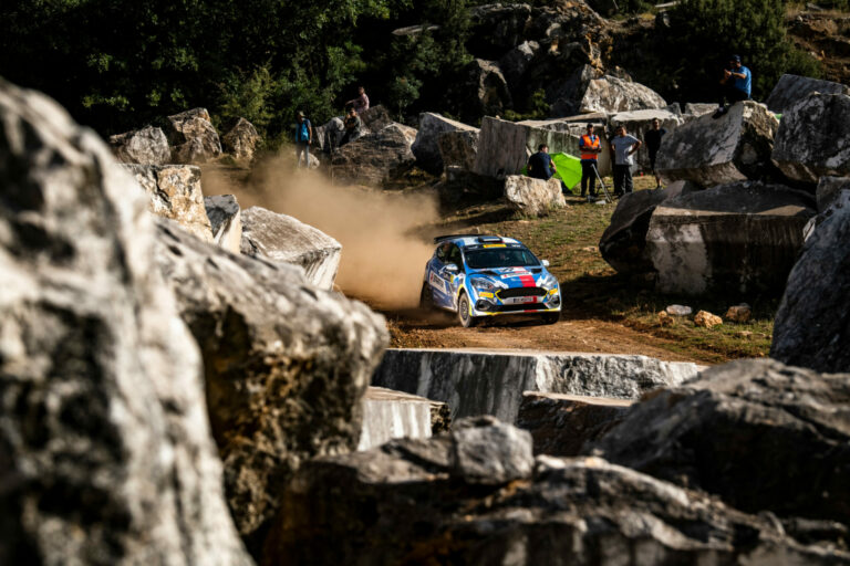 Hogy áll a Junior WRC az utolsó nap előtt? 