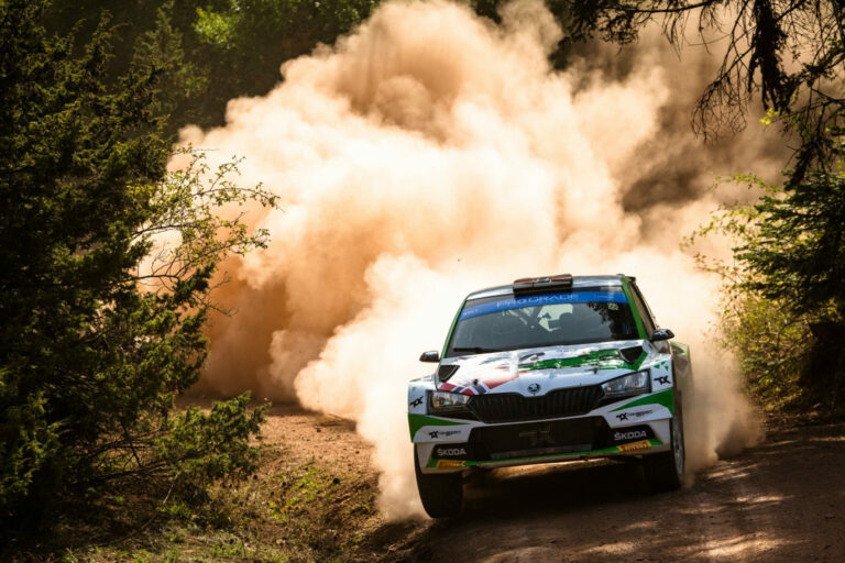 A Topp-Cars segítette ki a Toksport csapatát az Acropolis Rallyn 