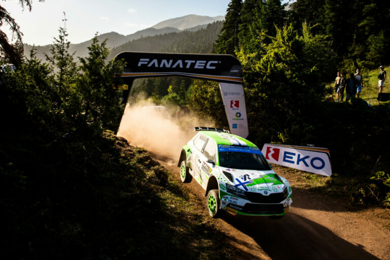 Lindholm fantasztikus sikerével WRC2 bajnokesélyes lett