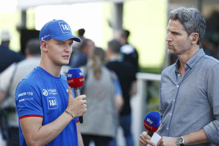 Schumacher reagált az őt kritizáló Haas-főnök szavaira