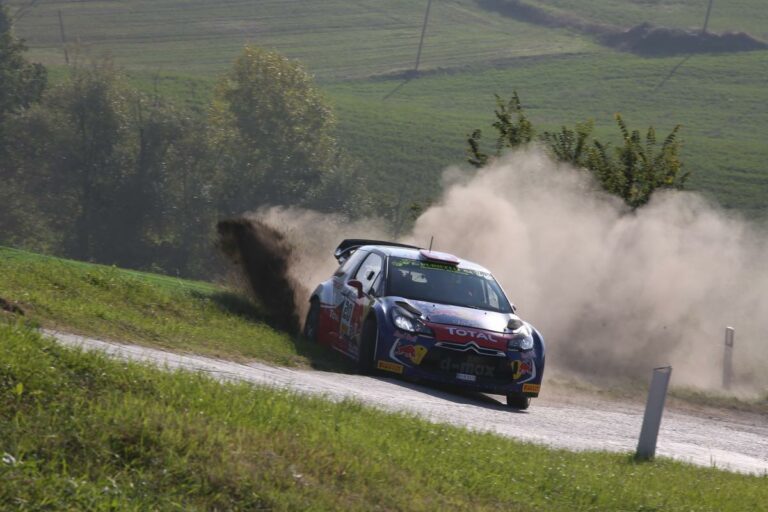 Szombaton sem volt hiány látványból a Rally Legenden (videó)