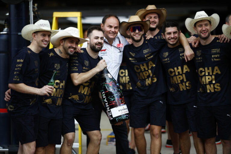 1,4 millió fontnyi étel, táppénz, az Aston Martin technikai igazgatója – ezért büntették a Red Bullt