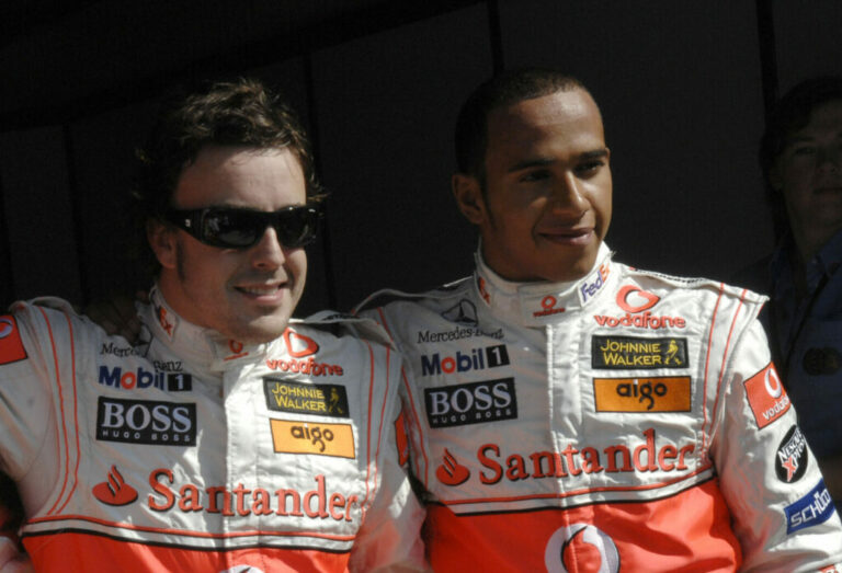 15 éve ezen a napon: Alonso szerelőket vesztegetett, majd ráküldött egy felügyelőt a saját csapatára