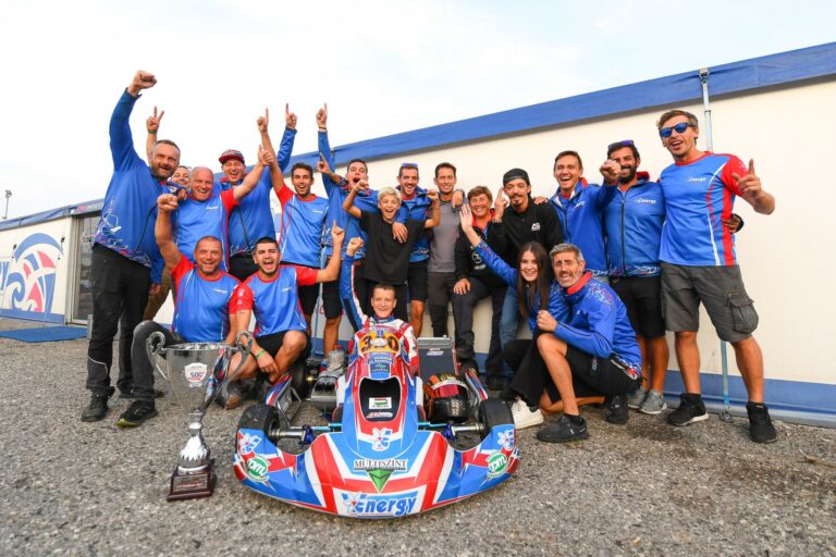 Kategóriát vált két magyar gokartos tehetség, gyári csapatoknál folytatják