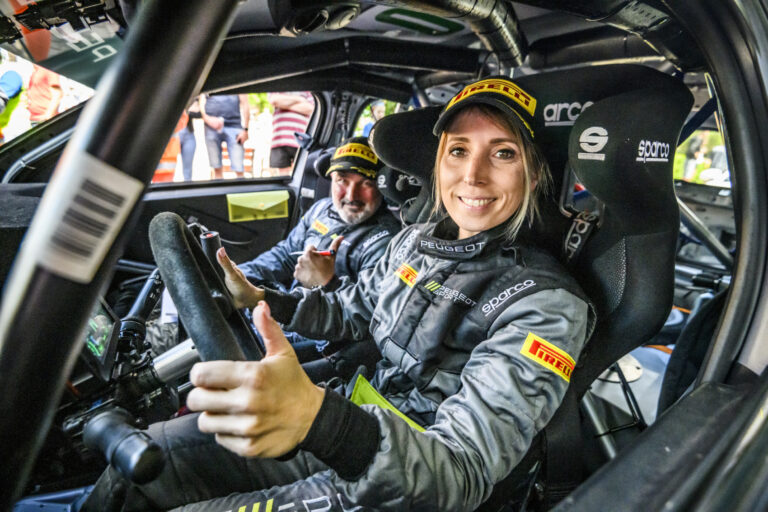 Nagyon komoly munkával készült Vogel Adrienn és Maricsek Miklós Ózdra