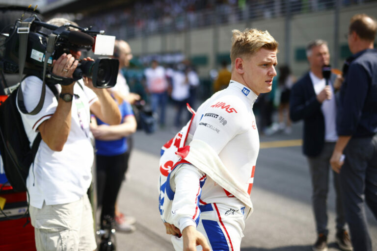 Schumacher először szólalt meg a kirúgása után