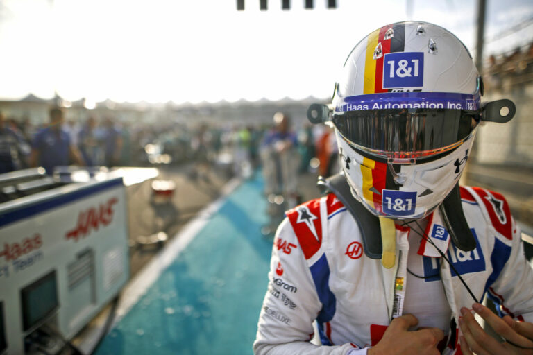 Dicstelenül „búcsúztatta” Schumachert a Haas – ezt mondták neki a levezető körben