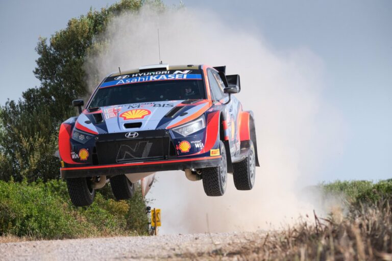 A Szardínia Rally hosszútávra a WRC naptárban marad 