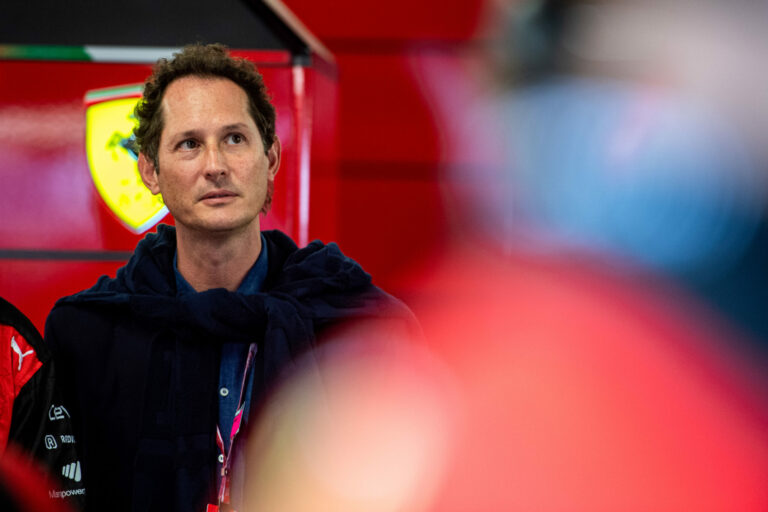 Saját édesanyja ellen áll perben a Ferrari elnöke