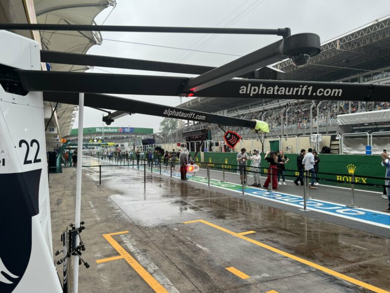 Megérkezett az eső, kaotikus időmérő jöhet Interlagosban