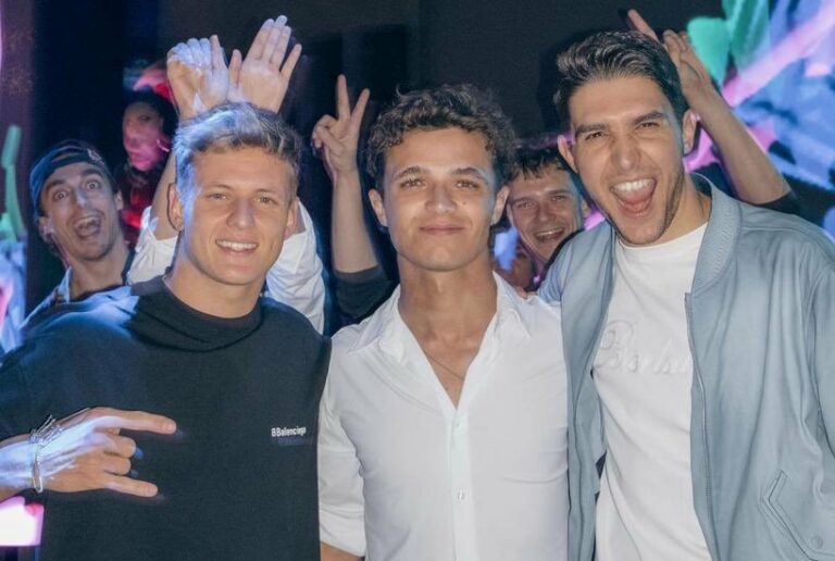 Nem kesergett a búcsún – Mick Schumacher Norrisszal és Oconnal bulizott Abu-Dzabi után