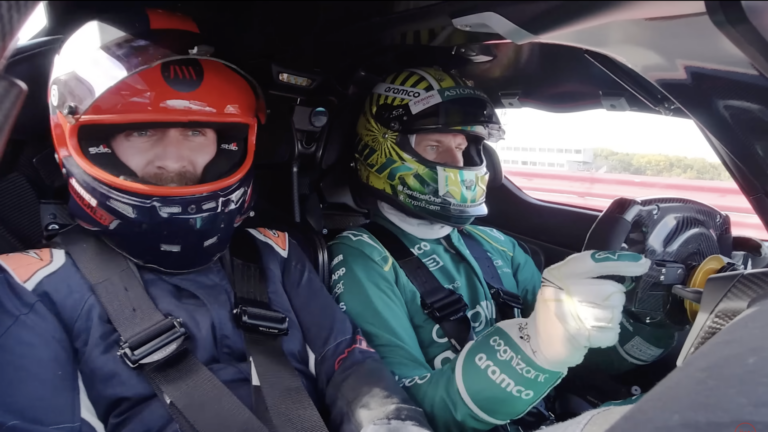 Egyszerűen brutális: így reagál az Aston Martin 1000 lóerős űrautójára egy földi halandó (videó)