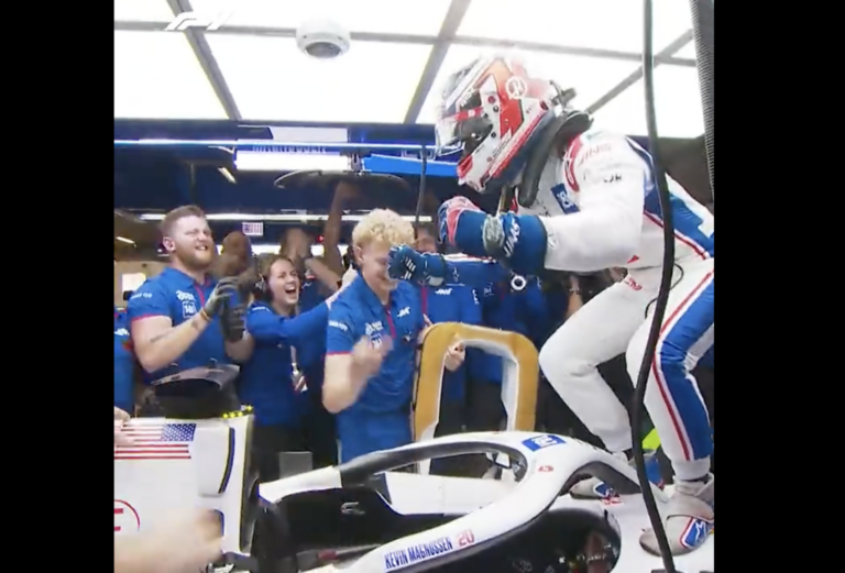Így ünnepelte a Haas Magnussen csodaszámba illő pole pozícióját (videó)