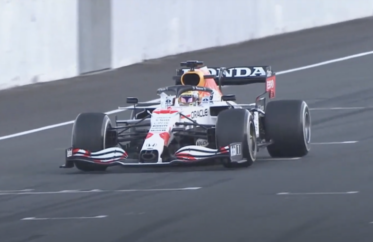 Átszámolva közel 70 millió forintos ajándékot kapott Verstappen