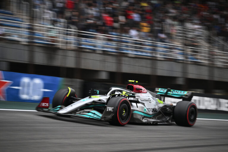 Hamiltonék megúszták a büntetést, Gasly pedig az eltiltást