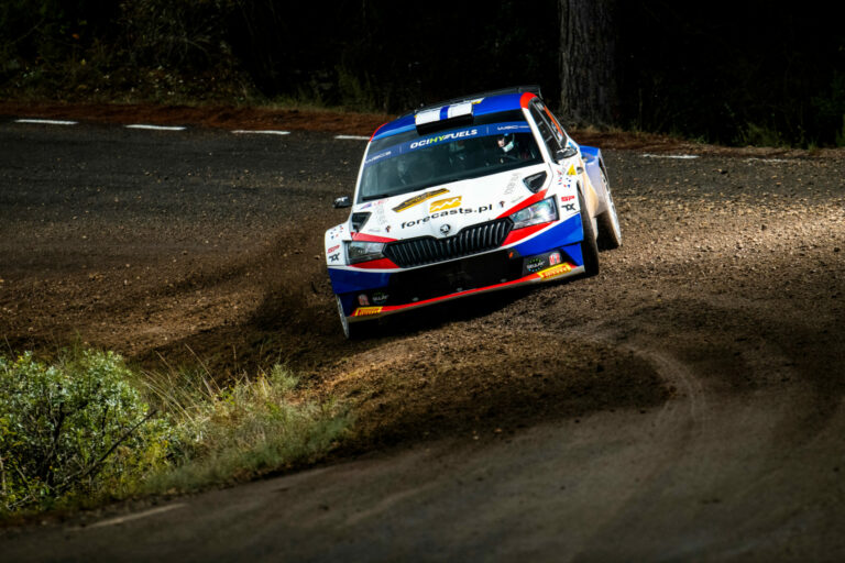 Pajari jövőre feljebb lép a Toksport WRT-vel