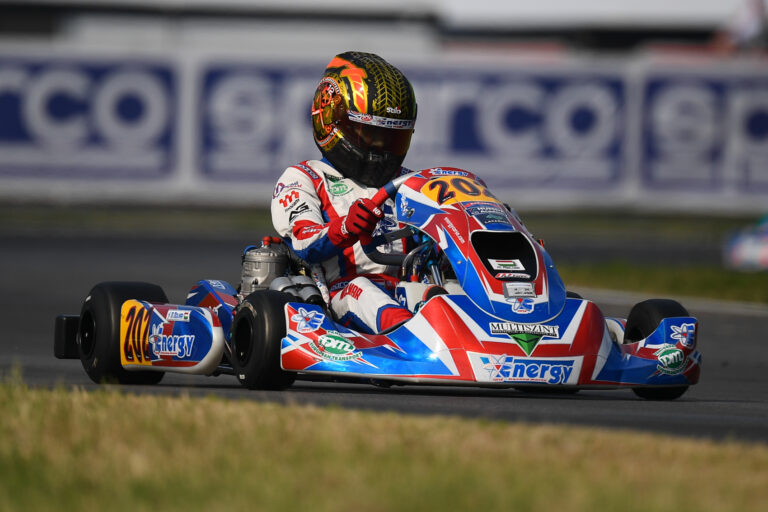Molnár Martin szintet lép, erősebb és gyorsabb gokartos géposztályban áll rajthoz