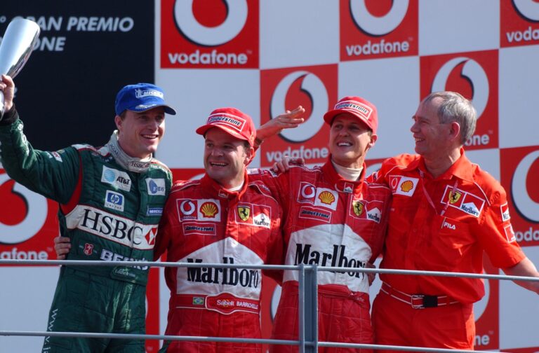 Újoncként majdnem megölte riválisát, lusta volt és bordélyba járt, mégis imádták