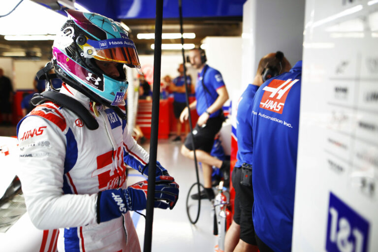 Schumacher többször kérte a mérnökeit, hogy tegyék meg, végül megtették, és jött az áttörés