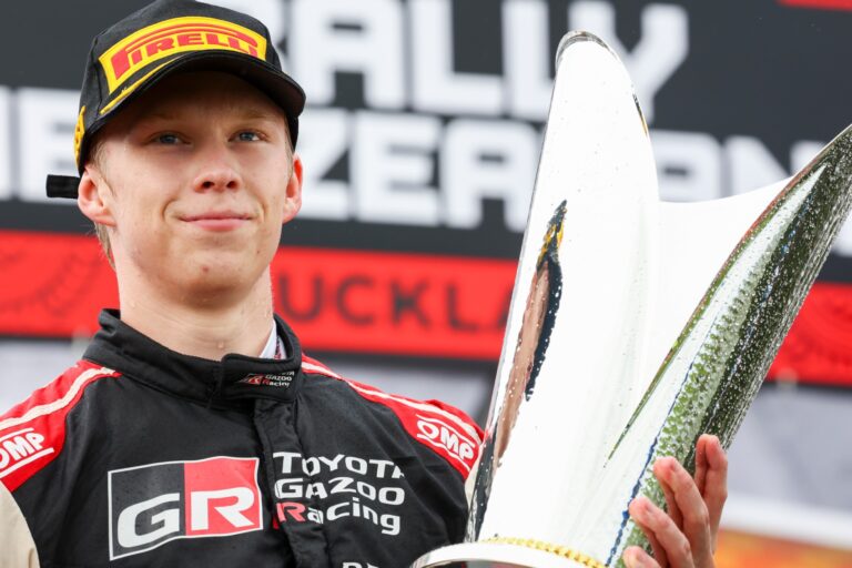 Rovanpera lett 2022 rally versenyzője, a Toyota az év rallyautója 