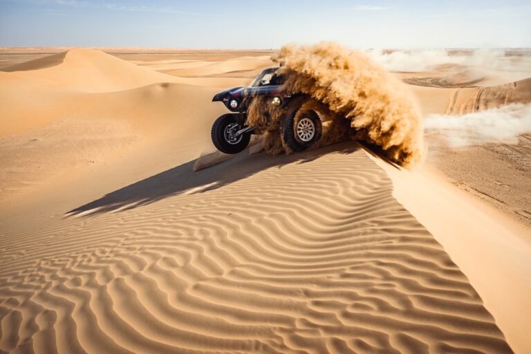 A Mini lesz a Toyota és a Prodrive kihívója a Dakaron