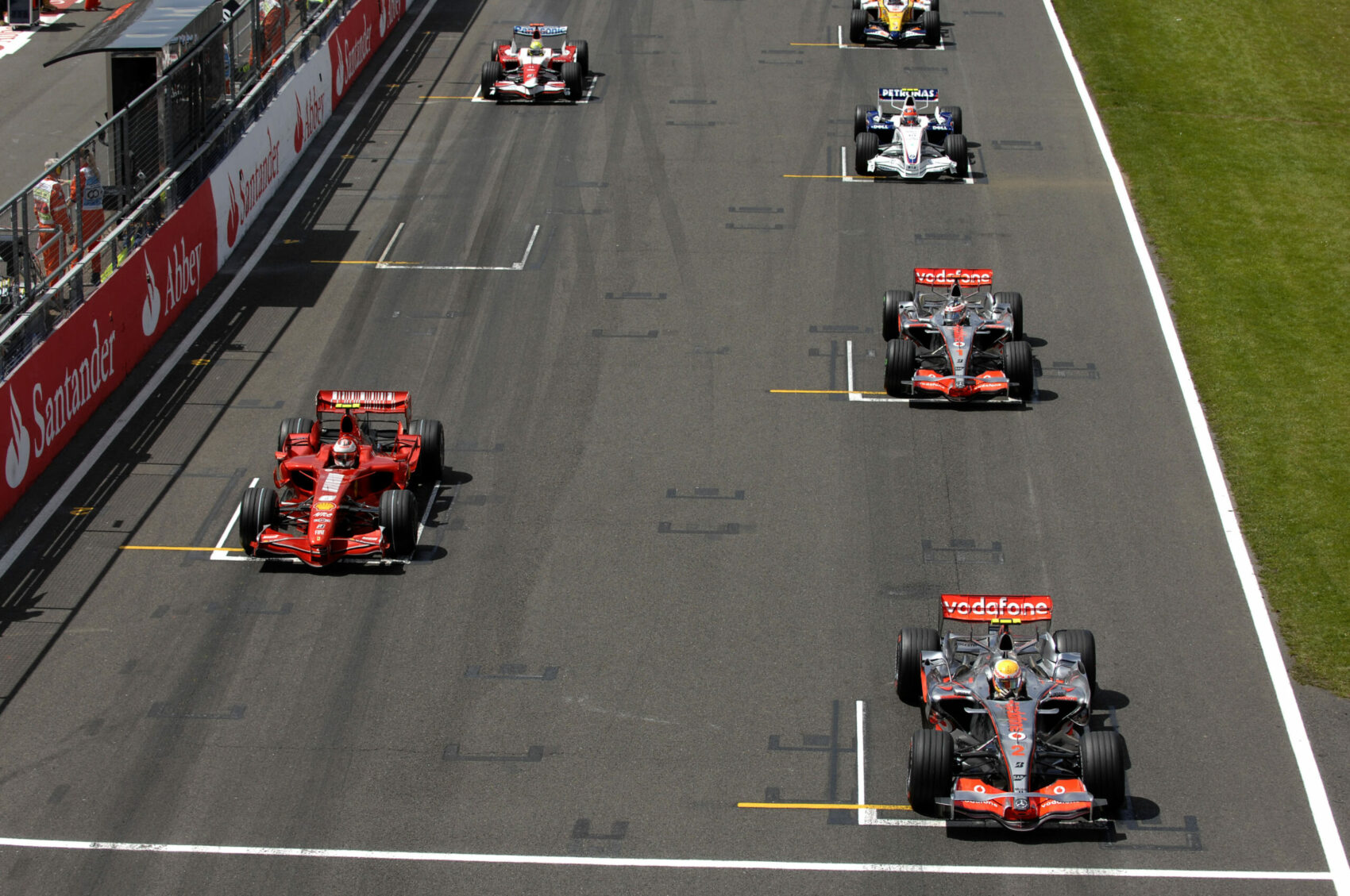 Lewis Hamilton, Fernando Alonso, McLaren, Kimi Räikkönen, Ferrari, Brit Nagydíj, 2007