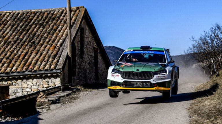 Gryazin szerezte az új Skoda első WRC2 győzelmét